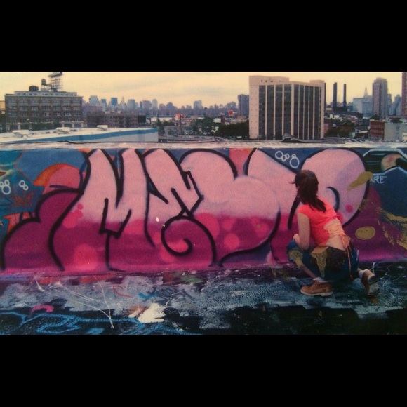 Meet your Posher, Christine - Picture 5 of 8